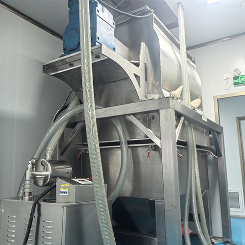 Vacuum Mixer
